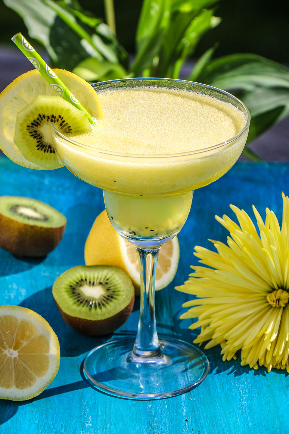 Kiwi Mango Martini